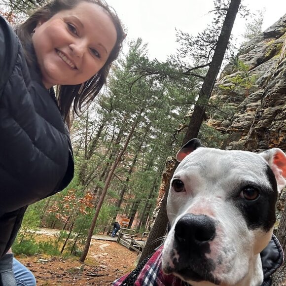 Meet your Posher, Adrianne! - Picture 4 of 16